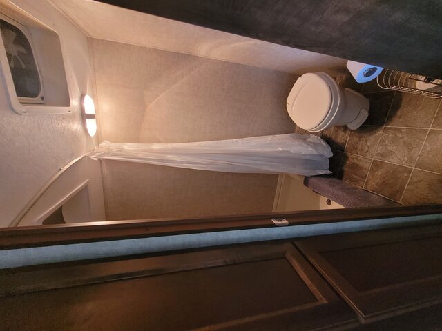 Image 3 for 17 Ft Bunkie