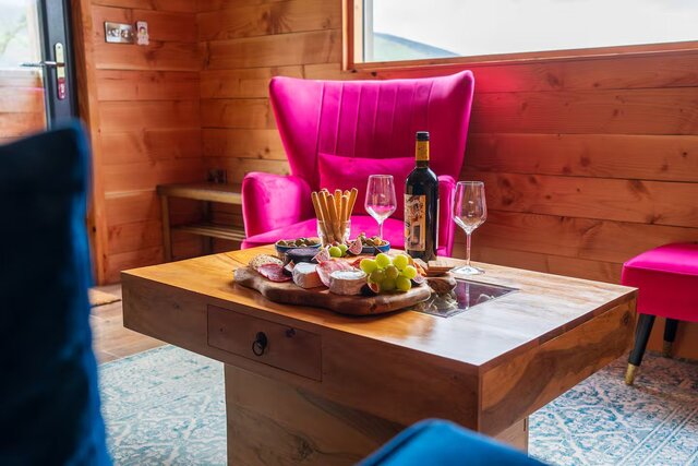 Image 16 for Nant Henfron