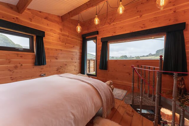 Image 19 for Nant Henfron