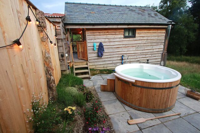 Image 5 for Bryn Clun