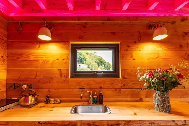 Image 25 for Nant Henfron