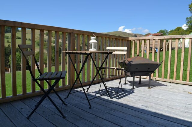 Image 12 for Bryn Clun