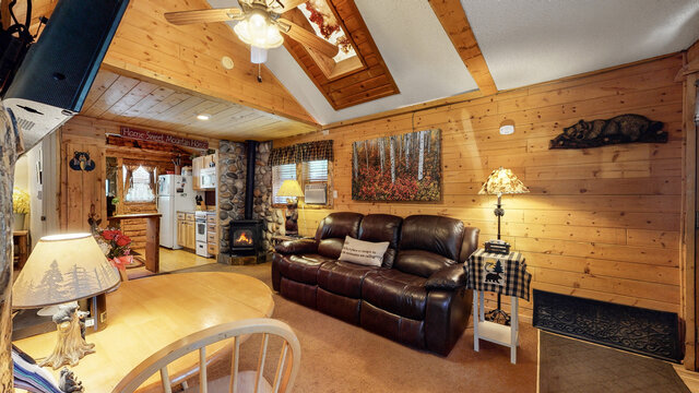 Image 2 for Mountain Cabin