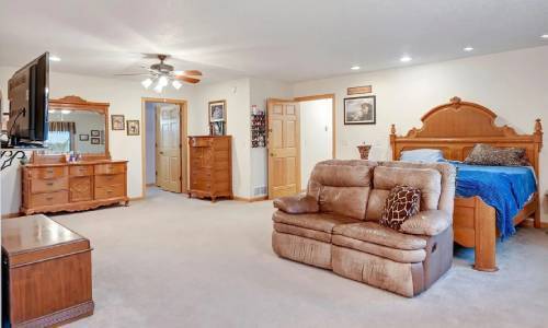 Image 3 for Deep Roots Resorts Lake House