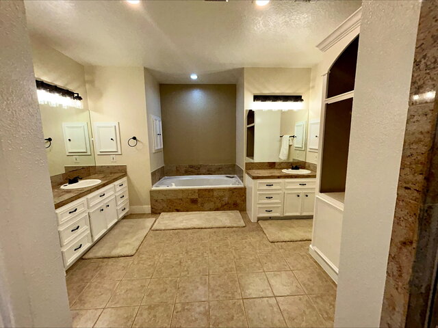 Image 2 for Villa