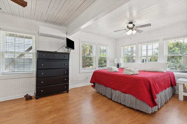 Image 11 for Sandy Feet Retreat