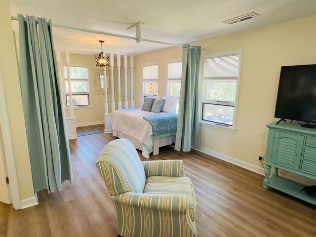 Image 14 for Sunset Shack