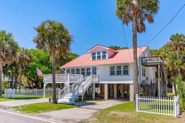 Image 1 for Sandy Feet Retreat