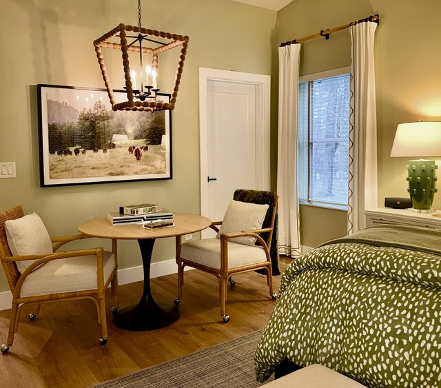 Image 2 for Elisha's Suite #2 (Green)