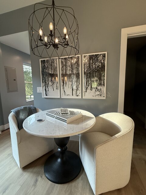 Image 2 for Elisha's Suite #1 (Blue)