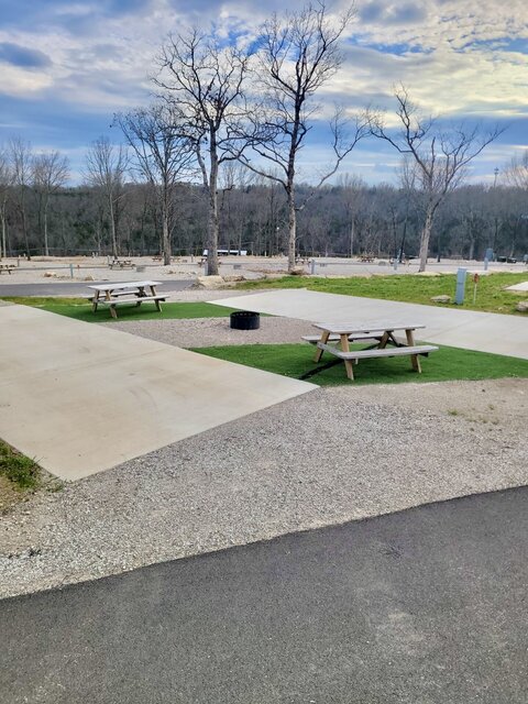 Image 2 for Ozark Mtn View Site 33 (Concrete) BUDDY W/SITE 34