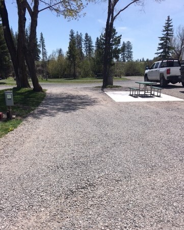 Image 1 for Site #17- Full Service Pull-Thru, 20/30/50 amp, 70' pad