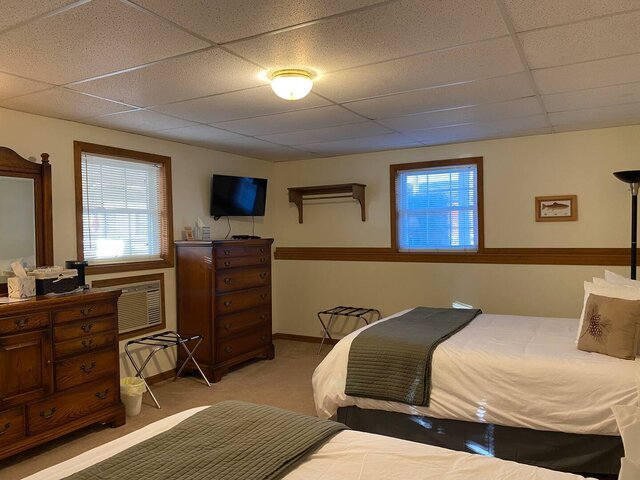 Image 6 for Lodge at River Ridge Inn