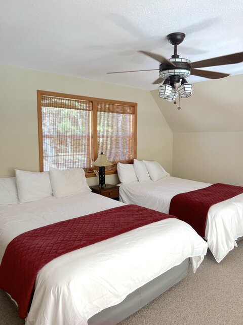 Image 10 for Gardenside Chalet