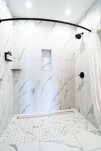 Image 15 for 12) Master Suite - Top Floor