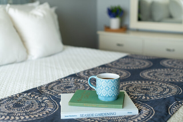 Image 3 for RM 26 Oceanfront Queen Bed, 2nd Floor