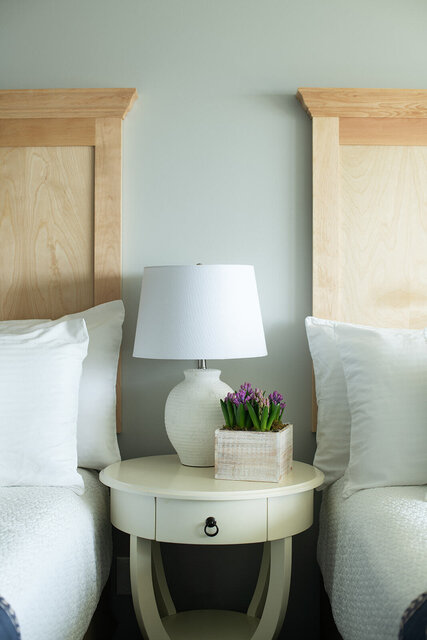 Image 3 for RM 101 Oceanfront 2 Queens, 1st Fl, ADA, Lawn Access