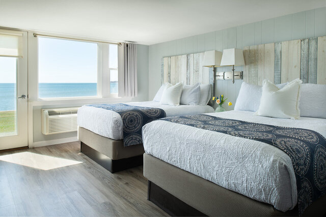 Image 1 for RM 18 Oceanfront 2 Double Beds, 1st Floor Lawn Access