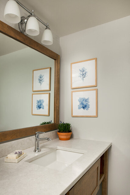 Image 7 for RM 103 Oceanfront 2 Queen Beds, 1st Fl, Lawn Access