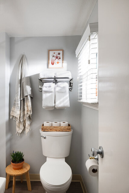 Image 2 for RM 33 Oceanfront King Bed 3rd Floor