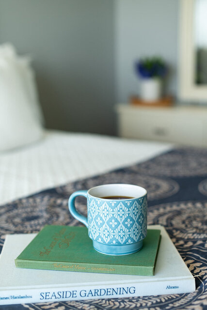 Image 2 for RM 26 Oceanfront Queen Bed, 2nd Floor