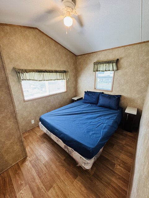 Image 4 for 305) Rental Cabin 305