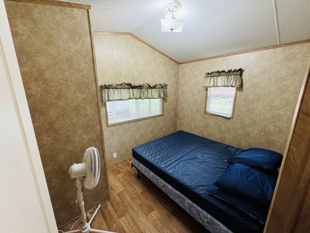 Image 4 for 403) Rental Cabin 403