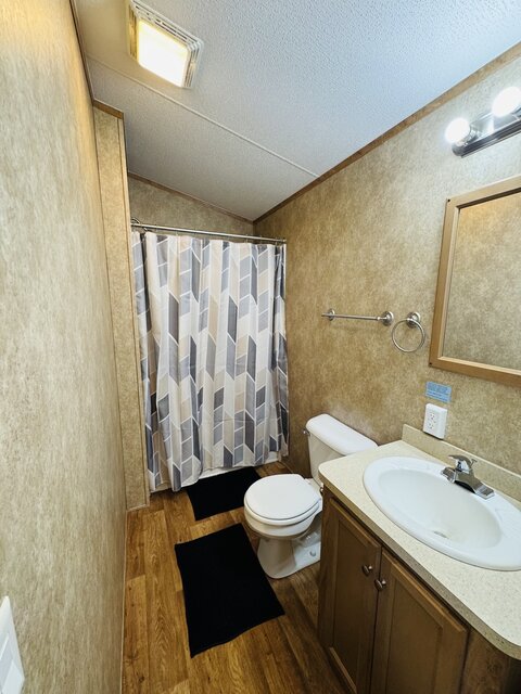 Image 6 for 305) Rental Cabin 305