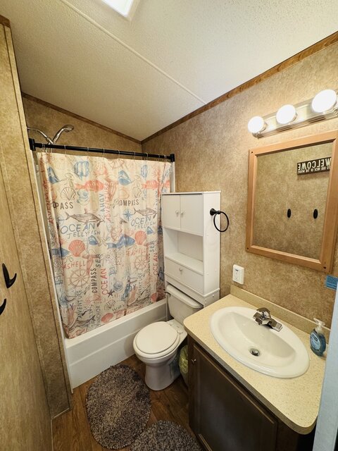 Image 5 for 402) Rental Cabin 402