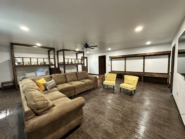 Image 14 for 12 Whispering Woods + Bunk House