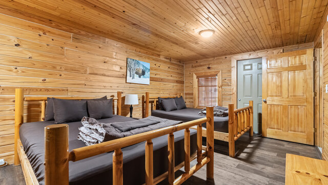 Image 5 for Backwoods Cabin - Unit A
