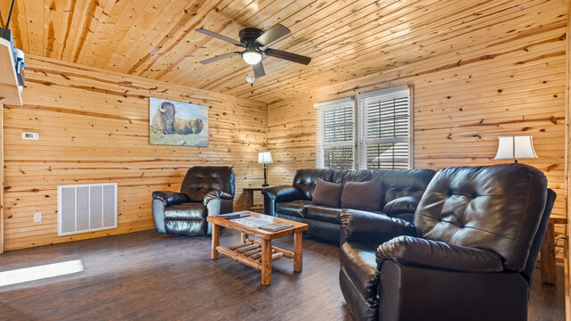 Image 6 for Creek Side Lodge