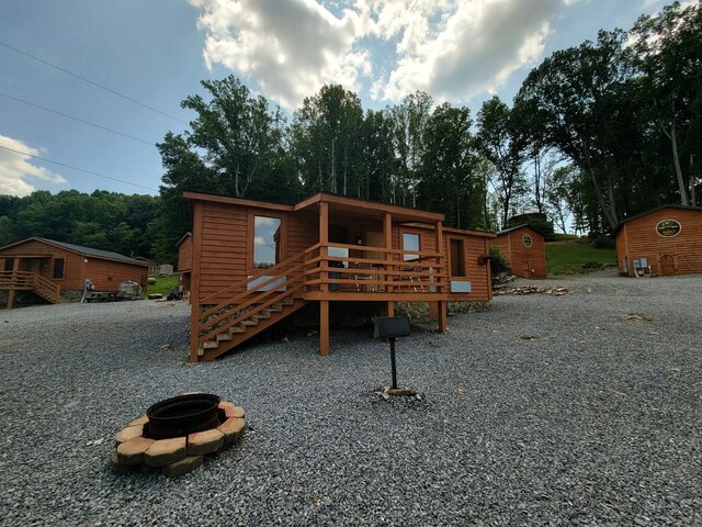 Image 2 for Papa’s Shine Shack