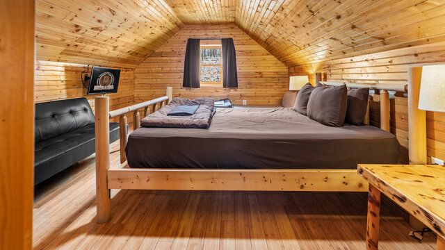 Image 4 for Backwoods Cabin - Unit B