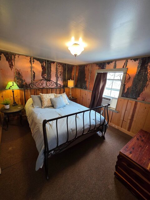 Image 4 for Buffalo Homesteaders Cabin