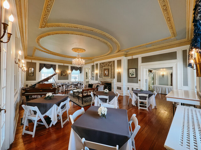 Image 4 for Grand Parlor & Sunlight Solarium (56 Guests)