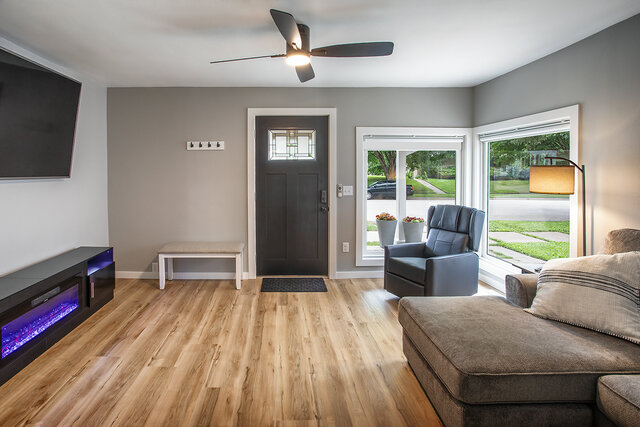 Image 2 for Parkside Bungalow