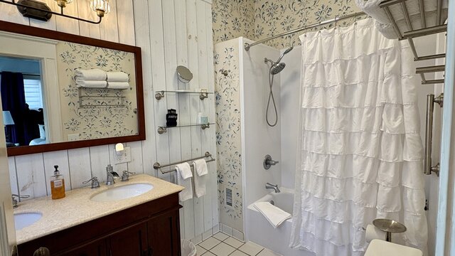 Image 9 for 9 The Hoyt Penthouse Suite