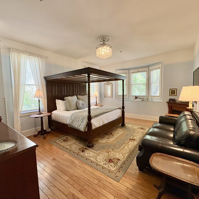 Image 1 for 5 The Mizell Honeymoon Suite