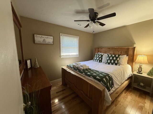 Image 7 for Peaceful Cove Cabin