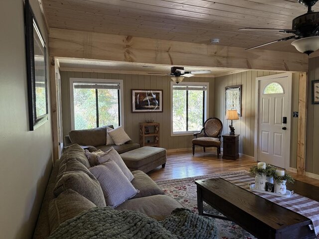 Image 6 for Peaceful Cove Cabin