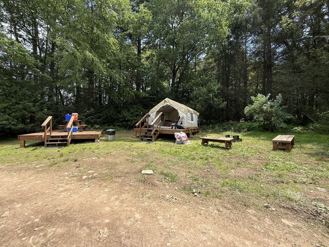 Image 3 for Oak Hangout