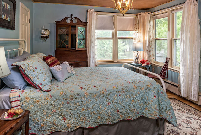 Image 3 for The Gamble Suite