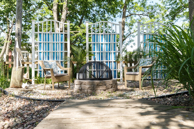 Image 1 for Beach  Cottage