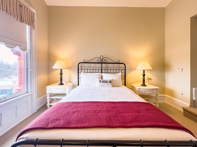 Image 1 for 4-B THE WINTHROP