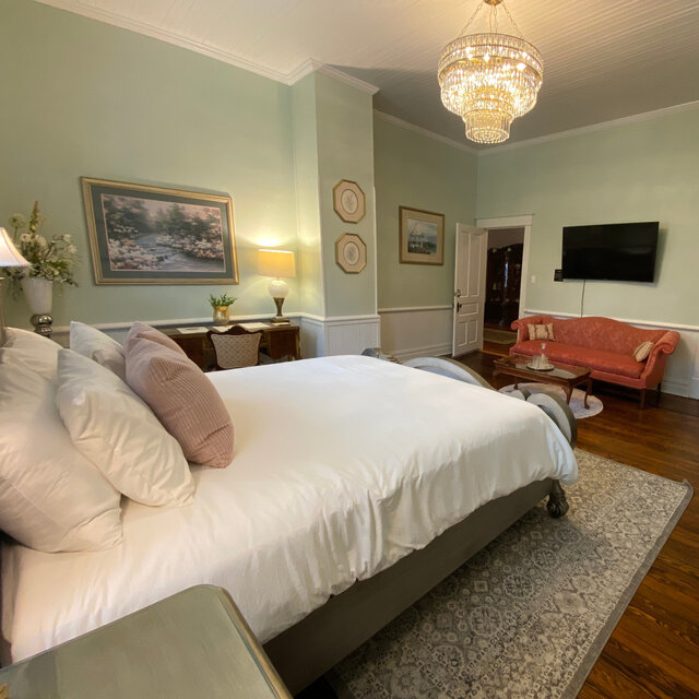 Image 2 for Silver Belle Stateroom