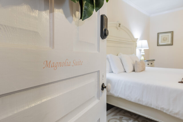 Image 1 for Magnolia Suite