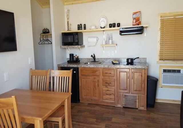 Image 3 for 29) Adam's Cabin