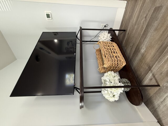 Image 12 for Quiet Lakefront Home | Great Deck + Sunset Views