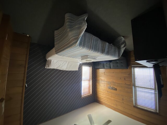 Image 8 for Relaxing Hot Tub Oasis | Lake Town Escape